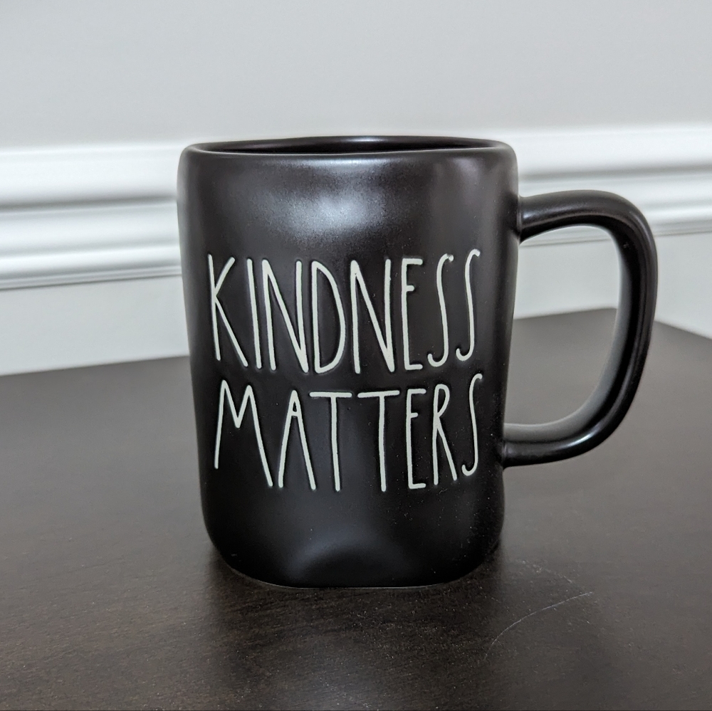 EUC Rae Dunn Black KINDNESS MATTERS Ceramic Mug